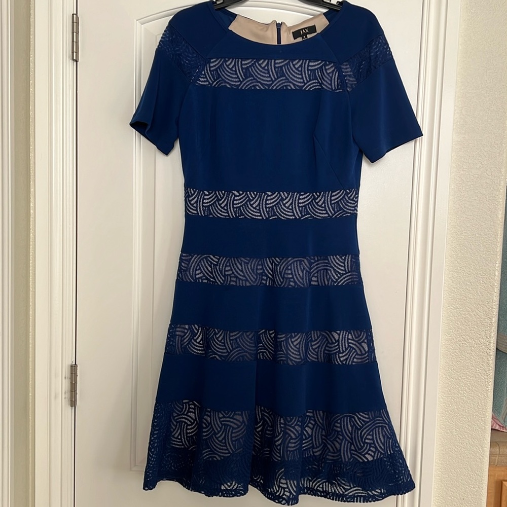 Beautiful navy and cream dress.
